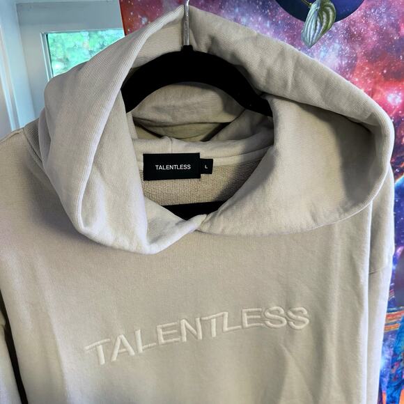 •NWT• TALENTLESS embroidered Logo Hoodie in Bone • Large - Picture 6 of 12